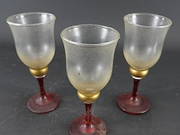 3 oude glazen - afbeelding 2 van  5