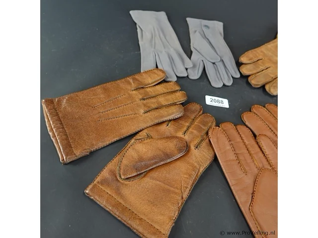 3 paar lederen handschoenen - afbeelding 2 van  5
