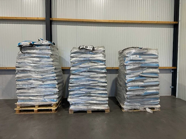 3 pallets garcabas pelletkorrels - koffiepellets uit koffiedoppen +/- 3000 kg - afbeelding 1 van  4