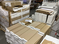3 pallets met stoffen oprolplanken - afbeelding 4 van  5