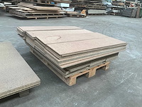3 pallets vochtwerend spaanplaat - afbeelding 5 van  7