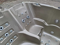 3 persoons jacuzzi en buitenspa - afbeelding 2 van  28
