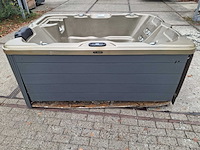 3 persoons jacuzzi en buitenspa - afbeelding 20 van  28