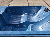 3 persoons jacuzzi en buitenspa - afbeelding 5 van  11