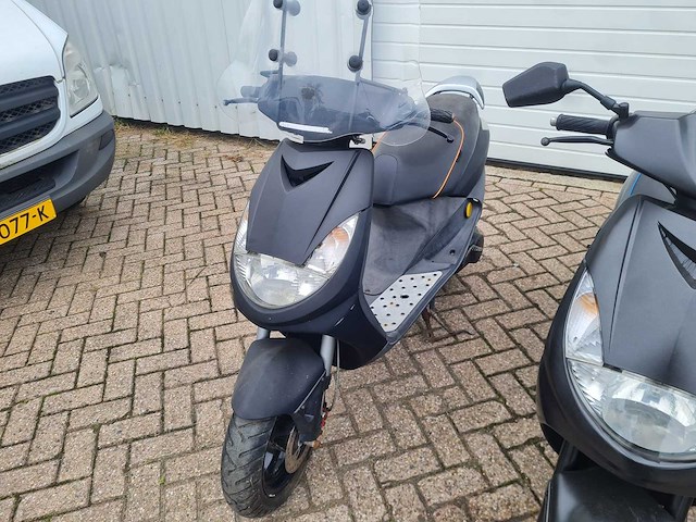 3 * peugeot - scooters - viva city "basic" - scooter - afbeelding 4 van  8