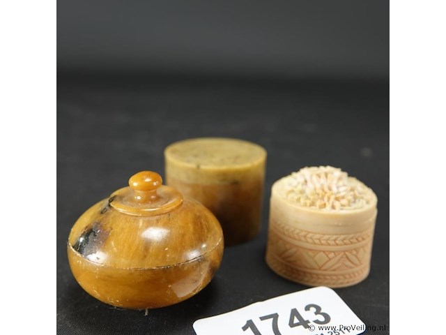 3 pillendoosjes - afbeelding 1 van  5