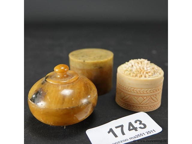 3 pillendoosjes - afbeelding 3 van  5