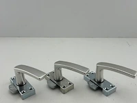 3 raamkrukken