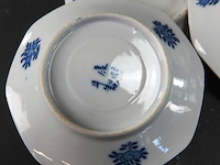 3 schotels uitgevoerd in het iconische lange lijs-decor (chinoiserie) - afbeelding 5 van  5