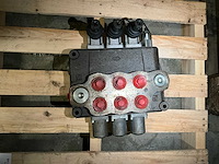 3-stands hydrauliek stuurschuif - afbeelding 3 van  3