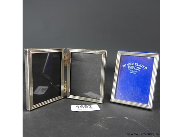 3 verzilverde fotolijstjes - afbeelding 1 van  5