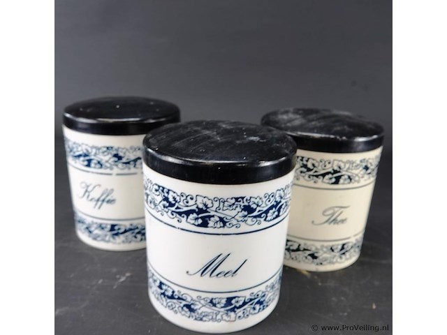 3 voorraadpotten met inhoud - afbeelding 3 van  5