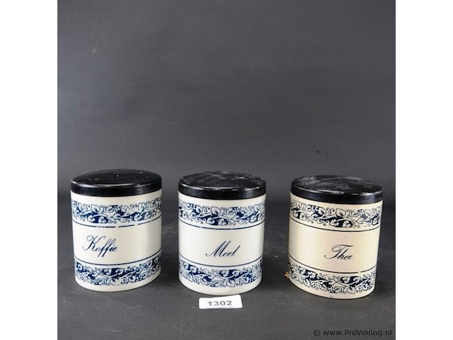 3 voorraadpotten met inhoud - afbeelding 1 van  5