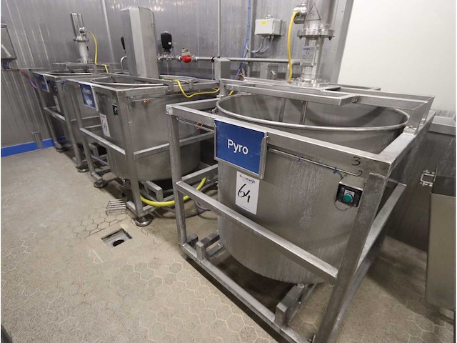 3-voudige mengketel opstelling - afbeelding 1 van  8