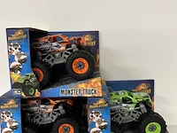 3 x roadblaster