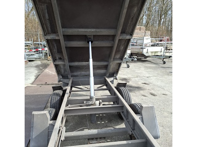 3-zijdige kiepaanhanger, hapert, e, 2015 - afbeelding 13 van  22