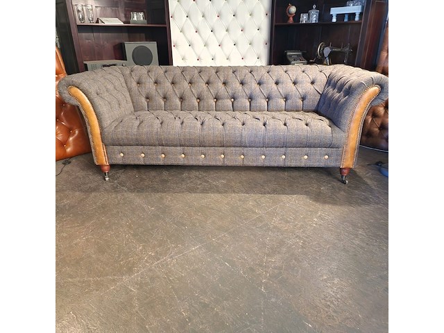 3-zits bank chesterfield, harris tweed, grijs - afbeelding 1 van  4