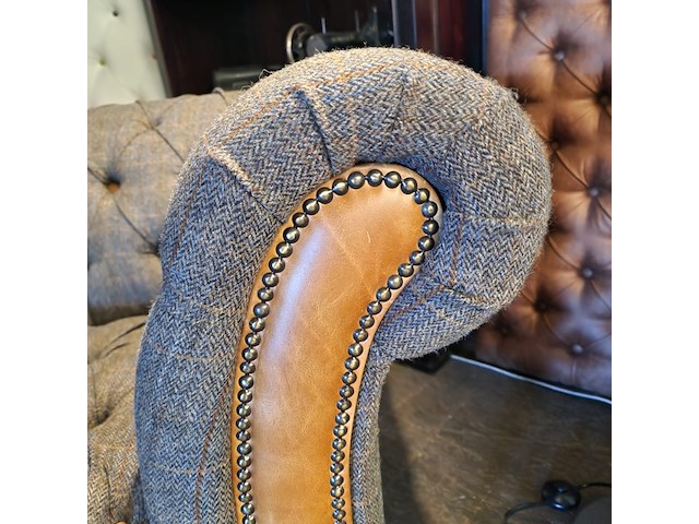 3-zits bank chesterfield, harris tweed, grijs - afbeelding 2 van  4