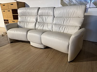 3-zits bank, wit leder, elektrisch verstelbaar - afbeelding 3 van  4