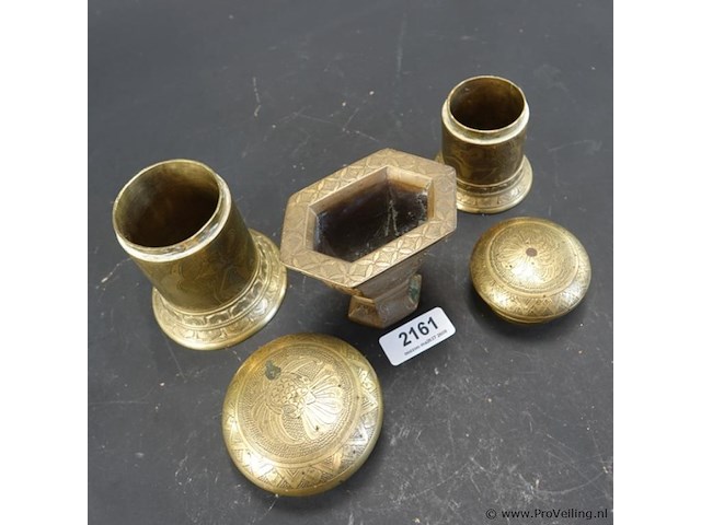 3 zware messing sirih delen - afbeelding 4 van  5