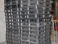 30 kunststof euro-pallets. - afbeelding 2 van  2