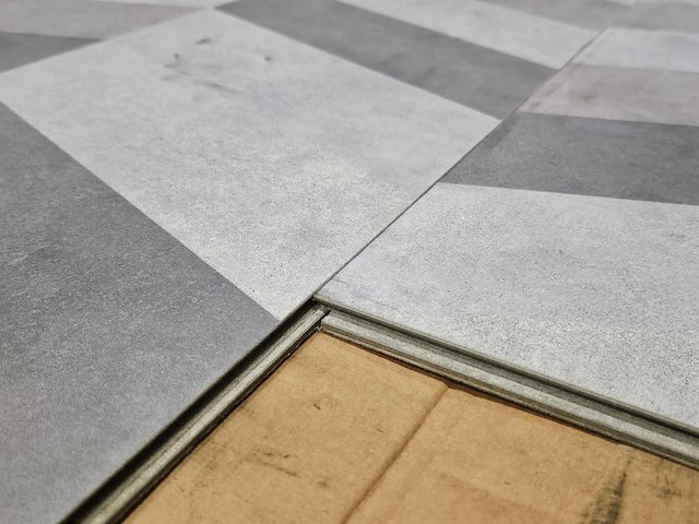 30 m2 keramiek tegel op filt onderlaag - 920 x 460 x 7,5 mm - afbeelding 2 van  3