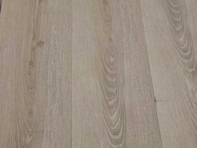 30 m2 laminaat xl plank - 2410 x 241 x 12,3 mm - afbeelding 1 van  3