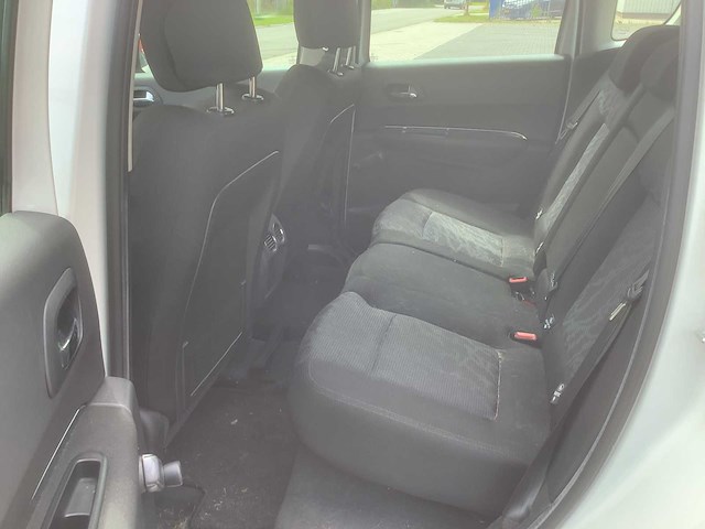 3008 peugeot 2010 1.6 vti st personenauto - afbeelding 13 van  13
