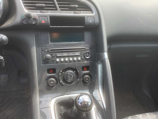 3008 peugeot 2010 1.6 vti st personenauto - afbeelding 5 van  12
