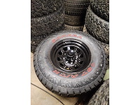305/70r17 - 8x165,1 of 8x6,5” - velg - afbeelding 1 van  9
