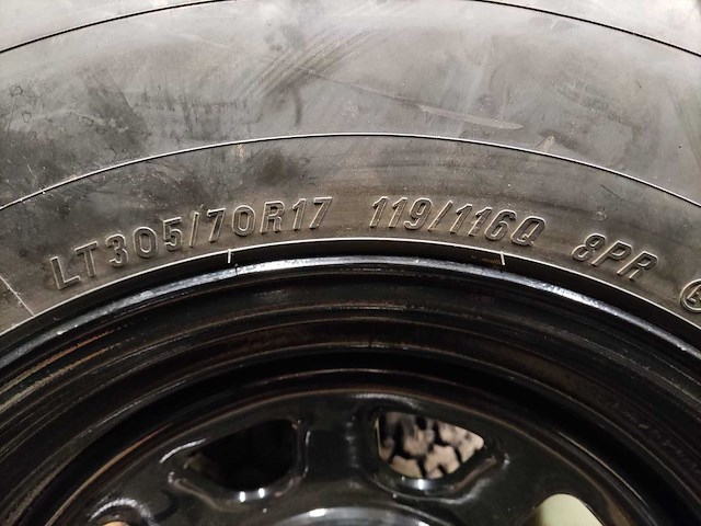 305/70r17 - 8x165,1 of 8x6,5” - velg - afbeelding 4 van  9