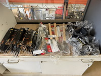 30x bbq accessoires w.o. vork, schoonmaakborstel w.o. patton - afbeelding 1 van  6