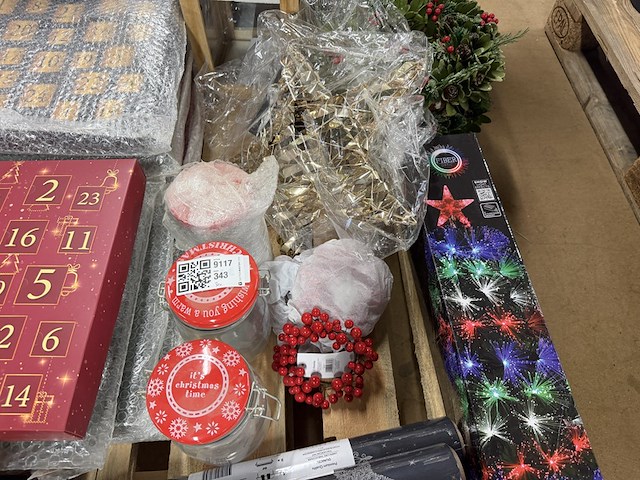 30x kerstartikelen w.o. kerstpoppen, kerstboom, lantaarn, kransen - afbeelding 5 van  8