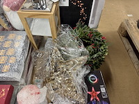 30x kerstartikelen w.o. kerstpoppen, kerstboom, lantaarn, kransen - afbeelding 6 van  8