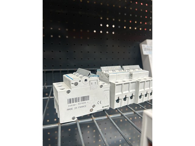 30x meterkast zekeringhouder w.o. siemens, hager - afbeelding 7 van  8