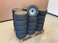 30x ongebruikt band met velg 17x8.00-8 - afbeelding 1 van  6