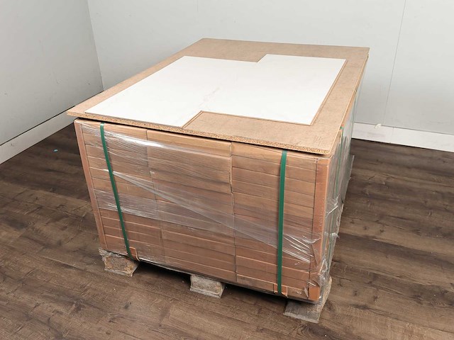 31 m2 laminaat tegel - 810 x 400 x 8 mm - afbeelding 4 van  4