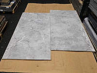 31 m2 laminaat tegel - 810 x 400 x 8 mm - afbeelding 3 van  3