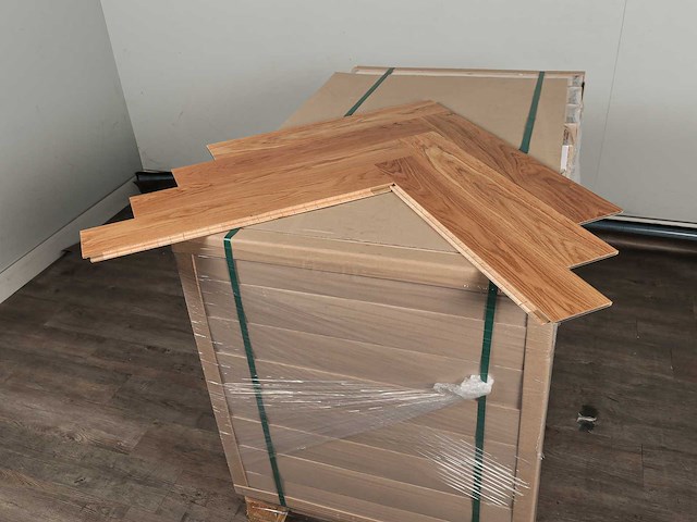 31 m2 parket eiken visgraat mutliplank - 660 x 110 x 14 mm - afbeelding 4 van  4
