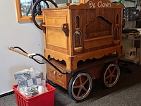 31 toets draaiorgel 'de clown' met 50+ rollen - afbeelding 16 van  18