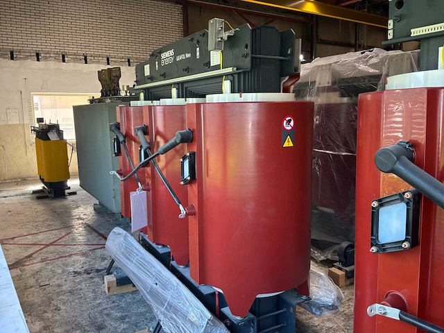 3150 kva siemens transformator 33.000/400 volt dry type - afbeelding 1 van  14