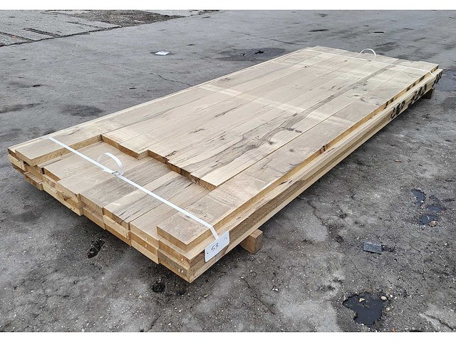 31x afrikaans eiken 30 x 130 mm, lengte 26x 245 cm + 5x 215 cm - afbeelding 2 van  4