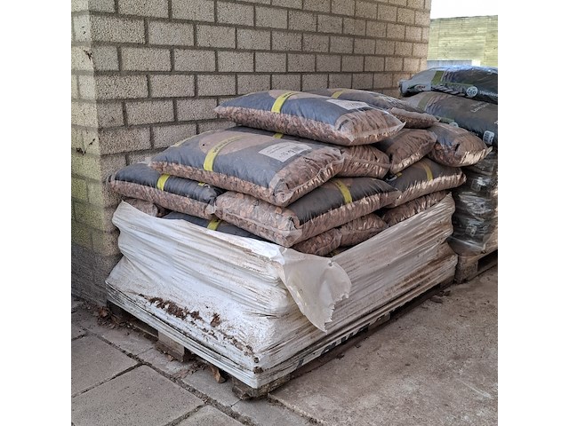 31x zak halve perzikstenen a 10 kg gardenlux - afbeelding 4 van  5