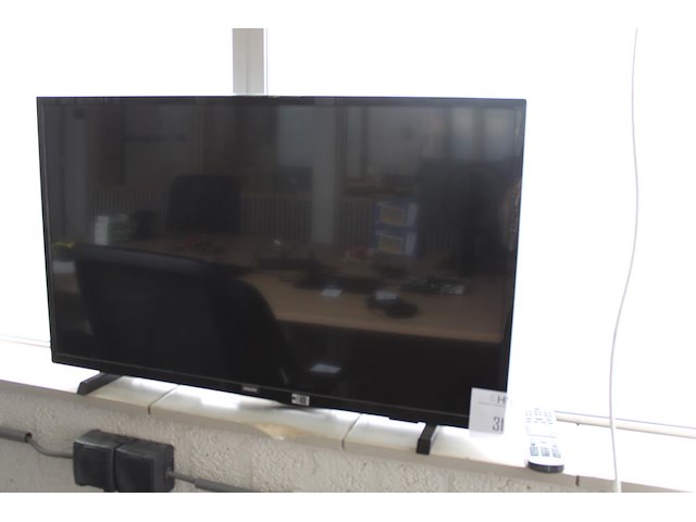 32 inch tv philips 32phs4503/12 met afstandsbediening. - afbeelding 1 van  4