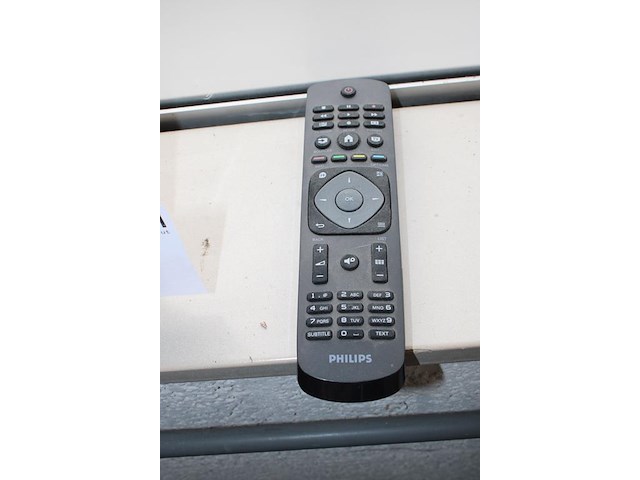 32 inch tv philips 32phs4503/12 met afstandsbediening. - afbeelding 3 van  4