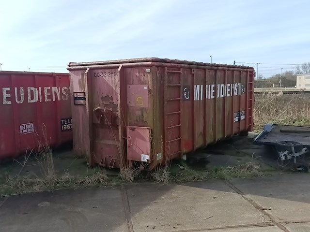 32 m³ haakarm afzetcontainer met deksel, 2000 - afbeelding 1 van  5