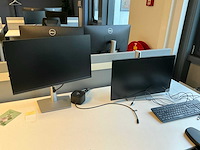 32 monitoren met 15 dockingstations - afbeelding 10 van  18