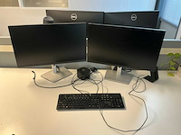 32 monitoren met 15 dockingstations - afbeelding 13 van  18