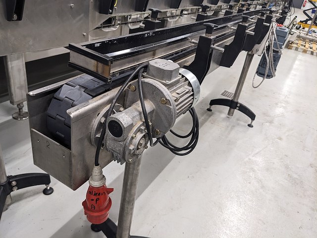 3,2 mtr flessenbaan, polyketting, moldex 82mm mx820/880, 2021 - afbeelding 4 van  6