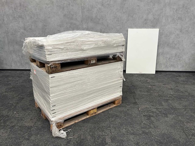 32x bureaublad 120x80 wit - afbeelding 1 van  4